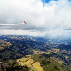 Flugwegposition um 10:36:03: Aufgenommen in der Nähe von Graz, Österreich in 606 Meter